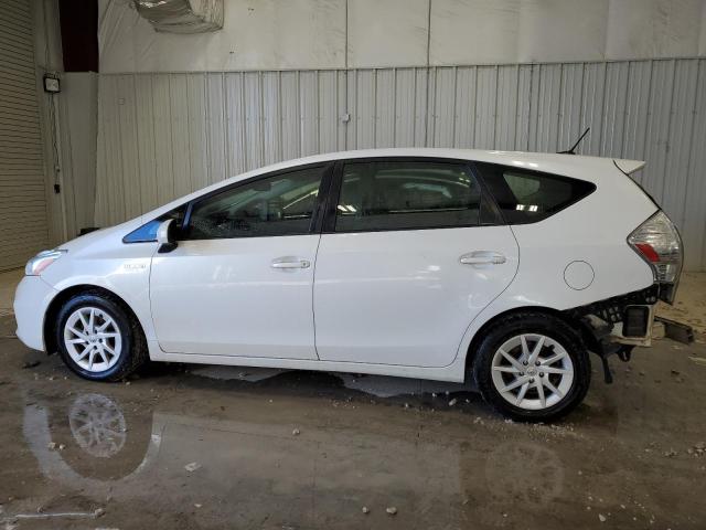 Image 2 of 2013 TOYOTA PRIUS V  2013 with VIN JTDZN3EU5D3215075