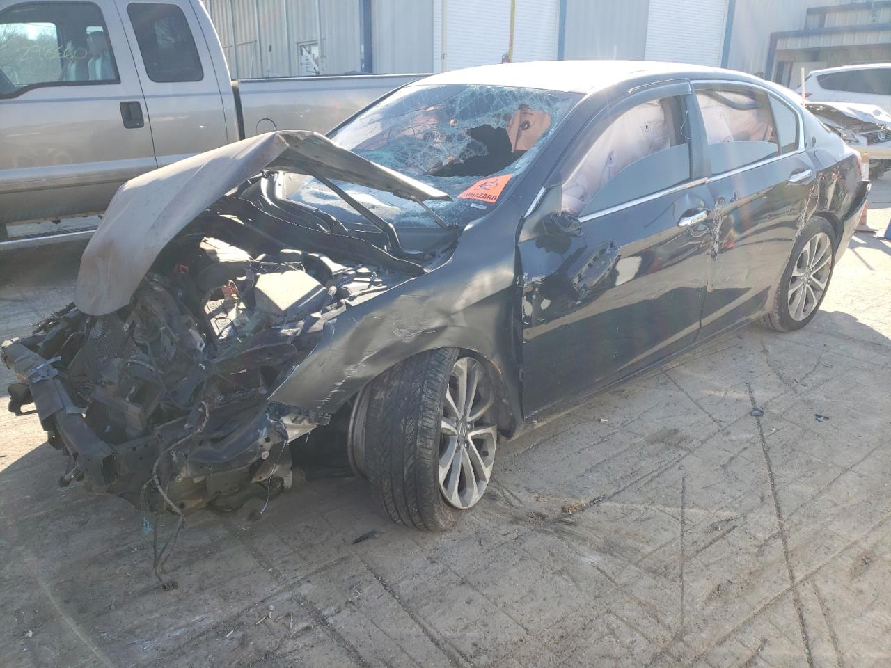 Obraz 1 z 2015 HONDA ACCORD SPORT 2015 z VIN 1HGCR2F52FA261748