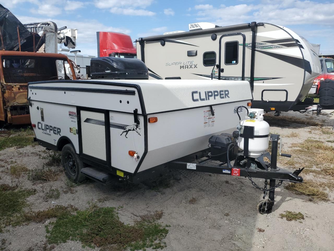 Image 1 of 2019 WILDWOOD CLIPPER 2019 with VIN 5ZT1CPAC2K5015973