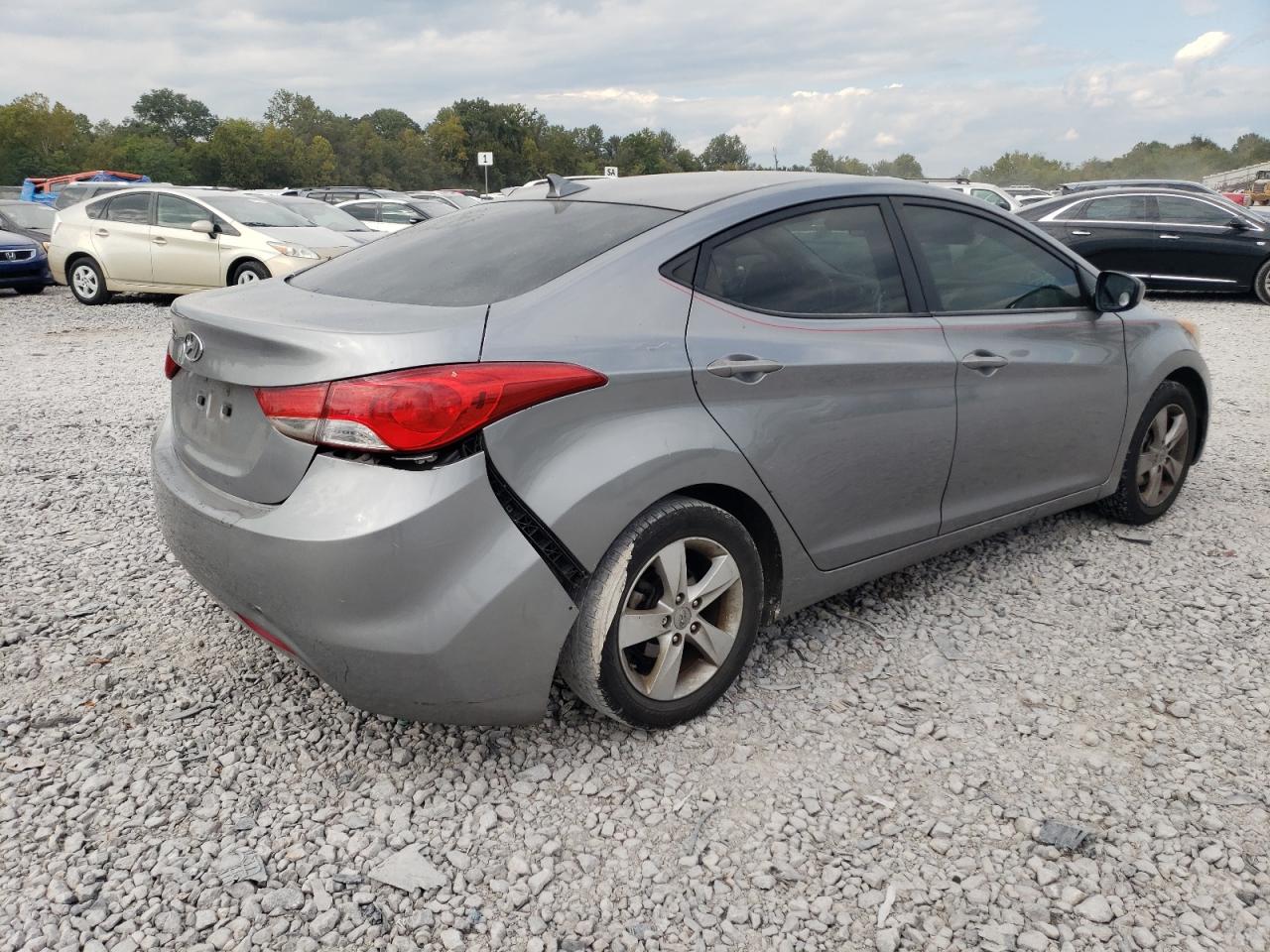 Obraz 3 z 2012 HYUNDAI ELANTRA GLS 2012 z VIN KMHDH4AE6CU445993