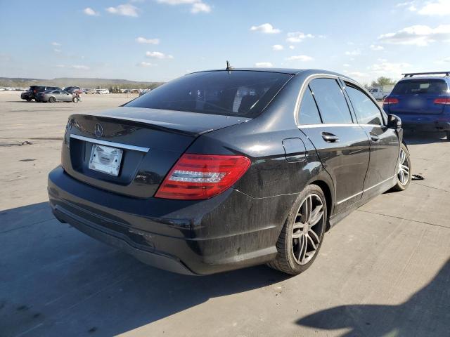 Image 3 of 2014 MERCEDES-BENZ C 250 2014 with VIN WDDGF4HB5EA967317