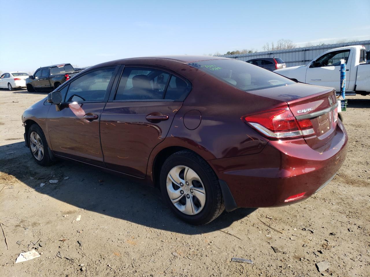 Obraz 2 z 2015 HONDA CIVIC LX 2015 z VIN 19XFB2F52FE025114