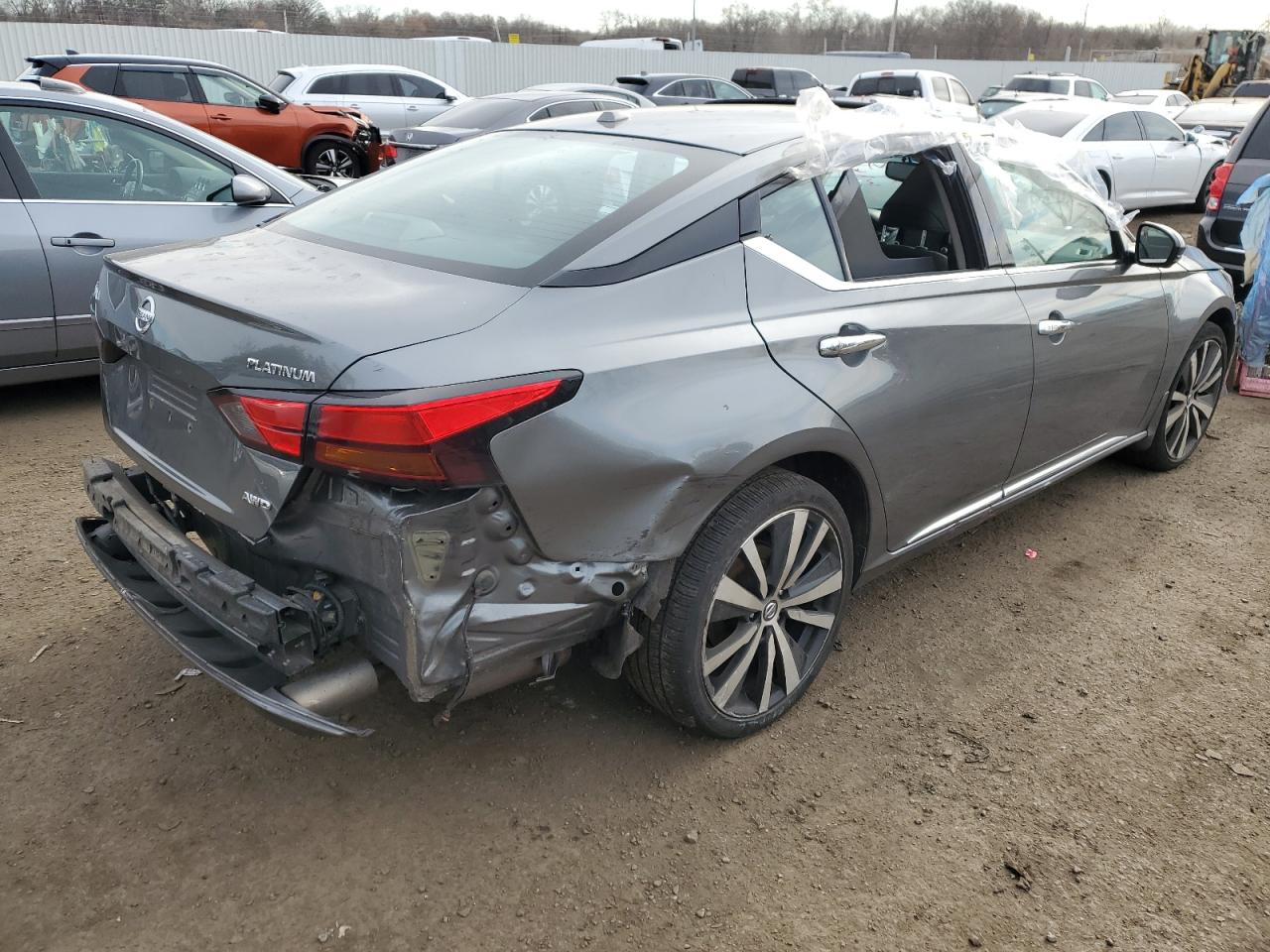 Изображение 3 2020 NISSAN ALTIMA PLATINUM 2020 с VIN 1N4BL4FW4LC173595