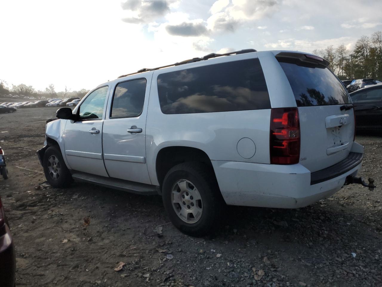 Obraz 2 z 2008 CHEVROLET SUBURBAN C1500  LS 2008 z VIN 1GNFC16068R182235