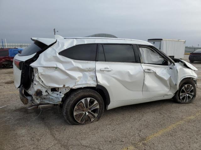 Obraz 3 z 2021 TOYOTA HIGHLANDER XLE 2021 z VIN 5TDHZRBH1MS543280