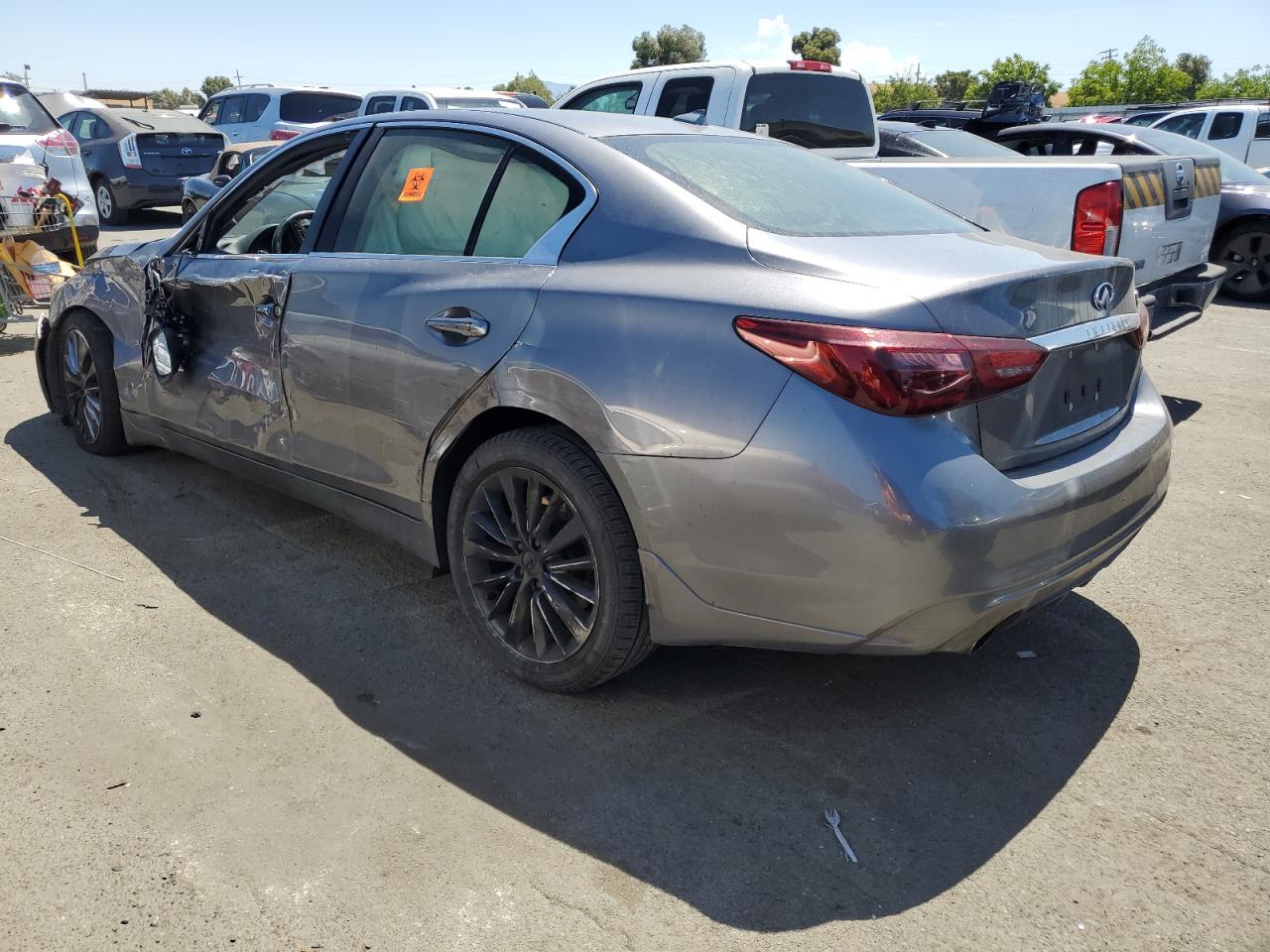 Изображение 2 2018 INFINITI Q50 LUXE 2018 с VIN JN1EV7AP7JM365123