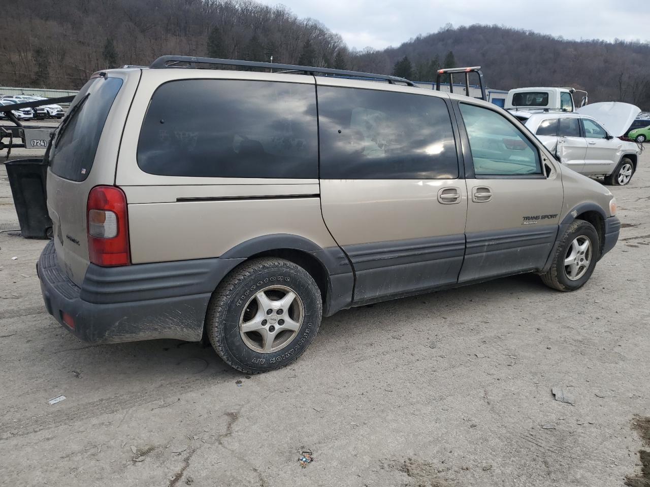 Obraz 3 z 1998 PONTIAC TRANS SPORT  1998 z VIN 1GMDX03E1WD270422