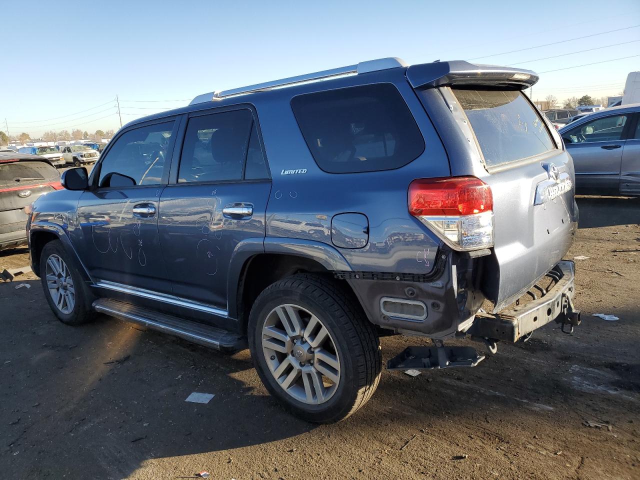 Obraz 2 z 2012 TOYOTA 4RUNNER SR5 2012 z VIN JTEBU5JR5C5089901