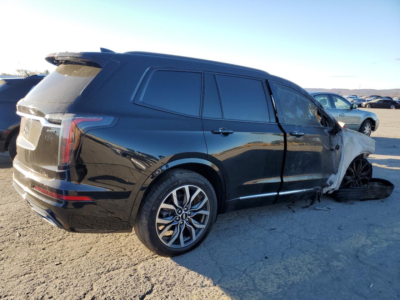 Изображение 3 2021 CADILLAC XT6 SPORT 2021 с VIN 1GYKPGRS0MZ199225