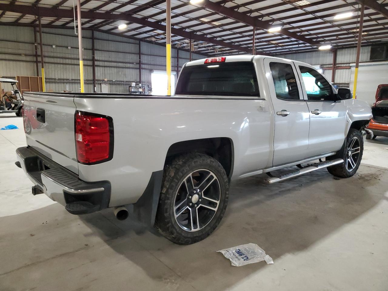Obraz 3 z 2015 CHEVROLET SILVERADO K1500 LT 2015 z VIN 1GCVKREC4FZ420890
