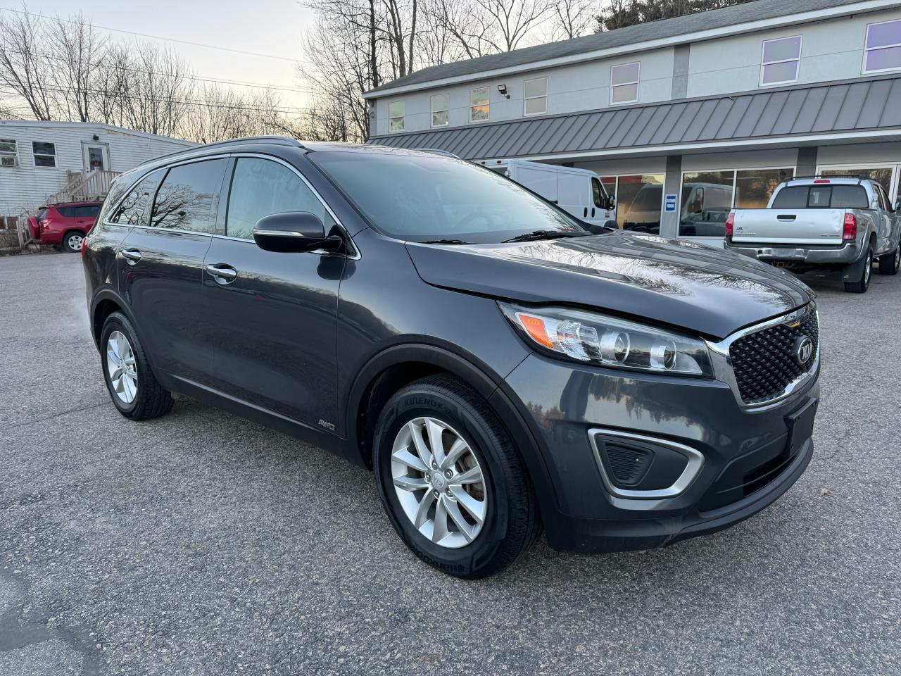 Изображение 1 2016 KIA SORENTO LX 2016 с VIN 5XYPGDA39GG112830