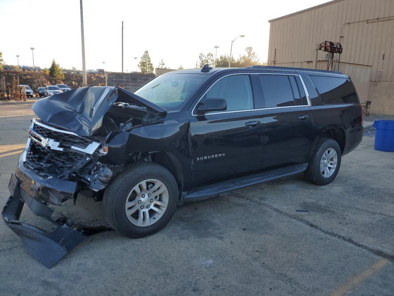 Изображение 2017 CHEVROLET SUBURBAN K1500 LS 2017