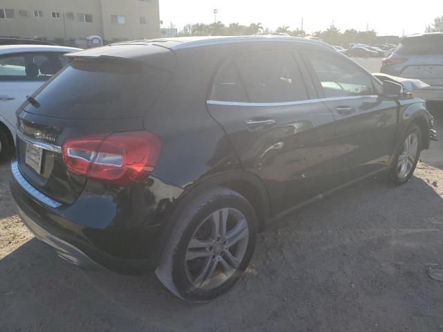 Image 3 of 2016 MERCEDES-BENZ GLA 250 4MATIC 2016 with VIN WDCTG4GB4GJ204144