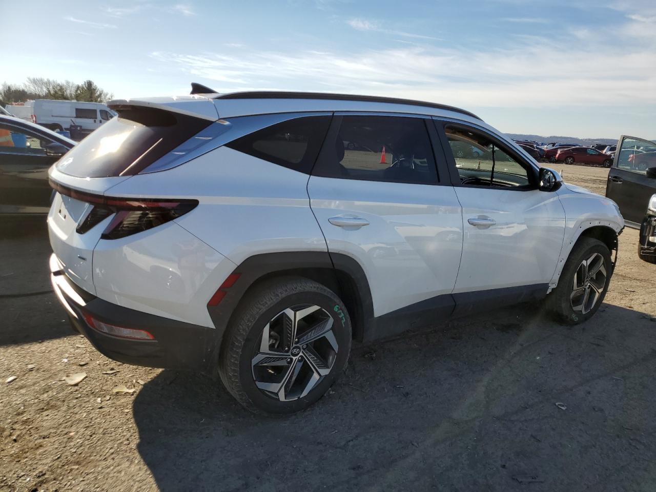 Image 3 of 2022 HYUNDAI TUCSON SEL 2022 with VIN 5NMJCCAE3NH050681