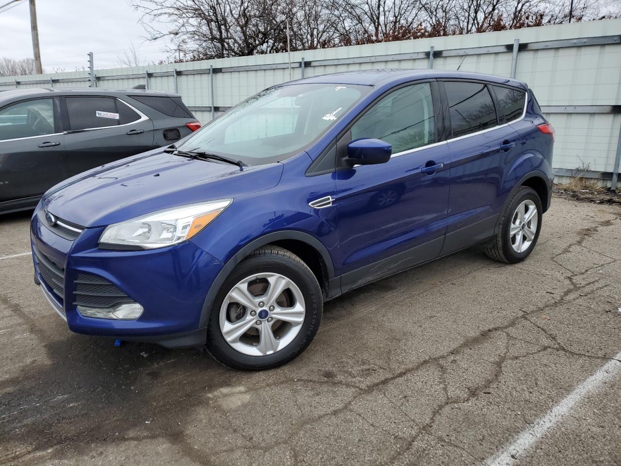 Изображение 1 2016 FORD ESCAPE SE 2016 с VIN 1FMCU0GX4GUB08897