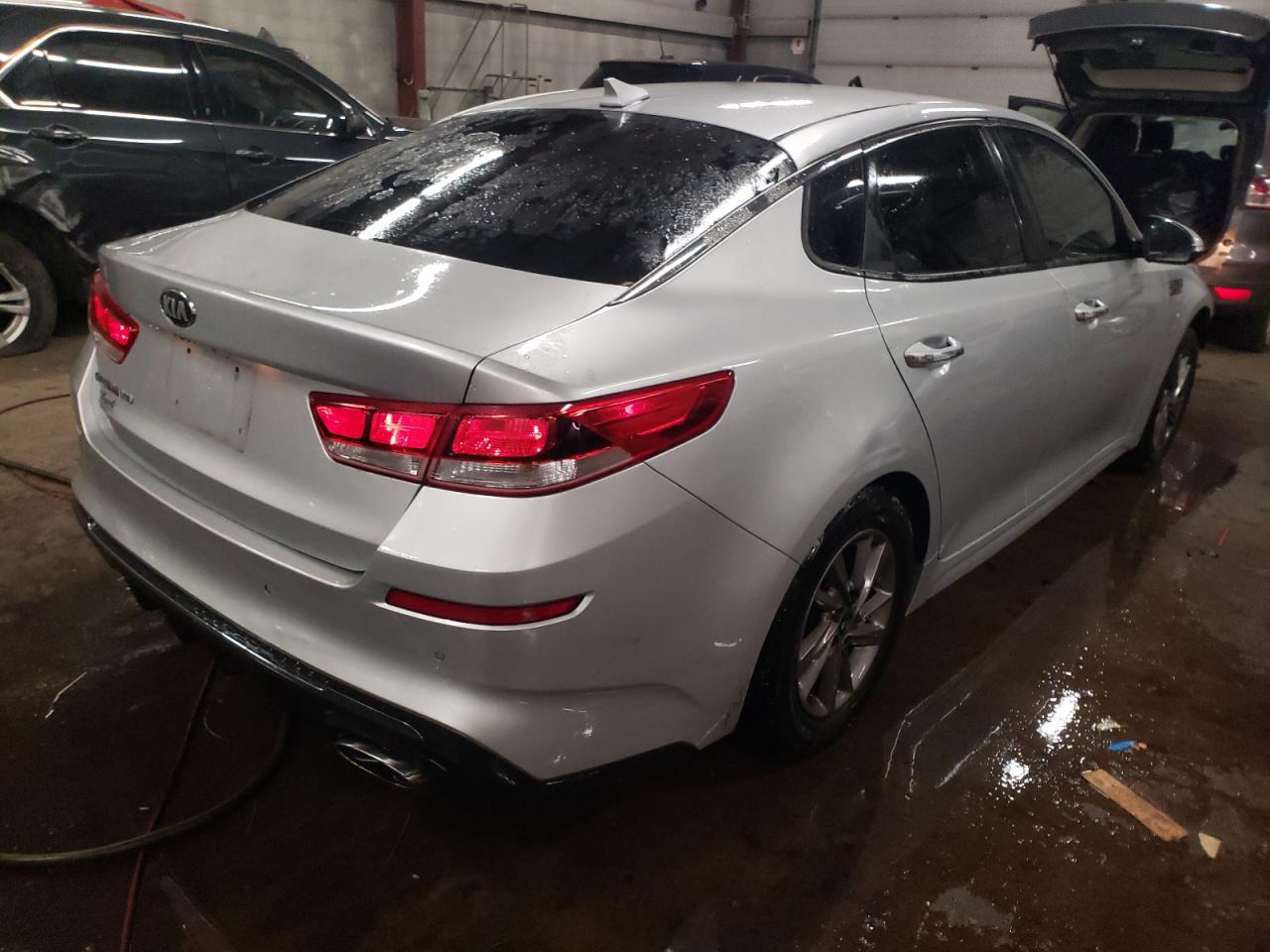 Image 3 of 2020 KIA OPTIMA LX 2020 with VIN 5XXGT4L35LG441077