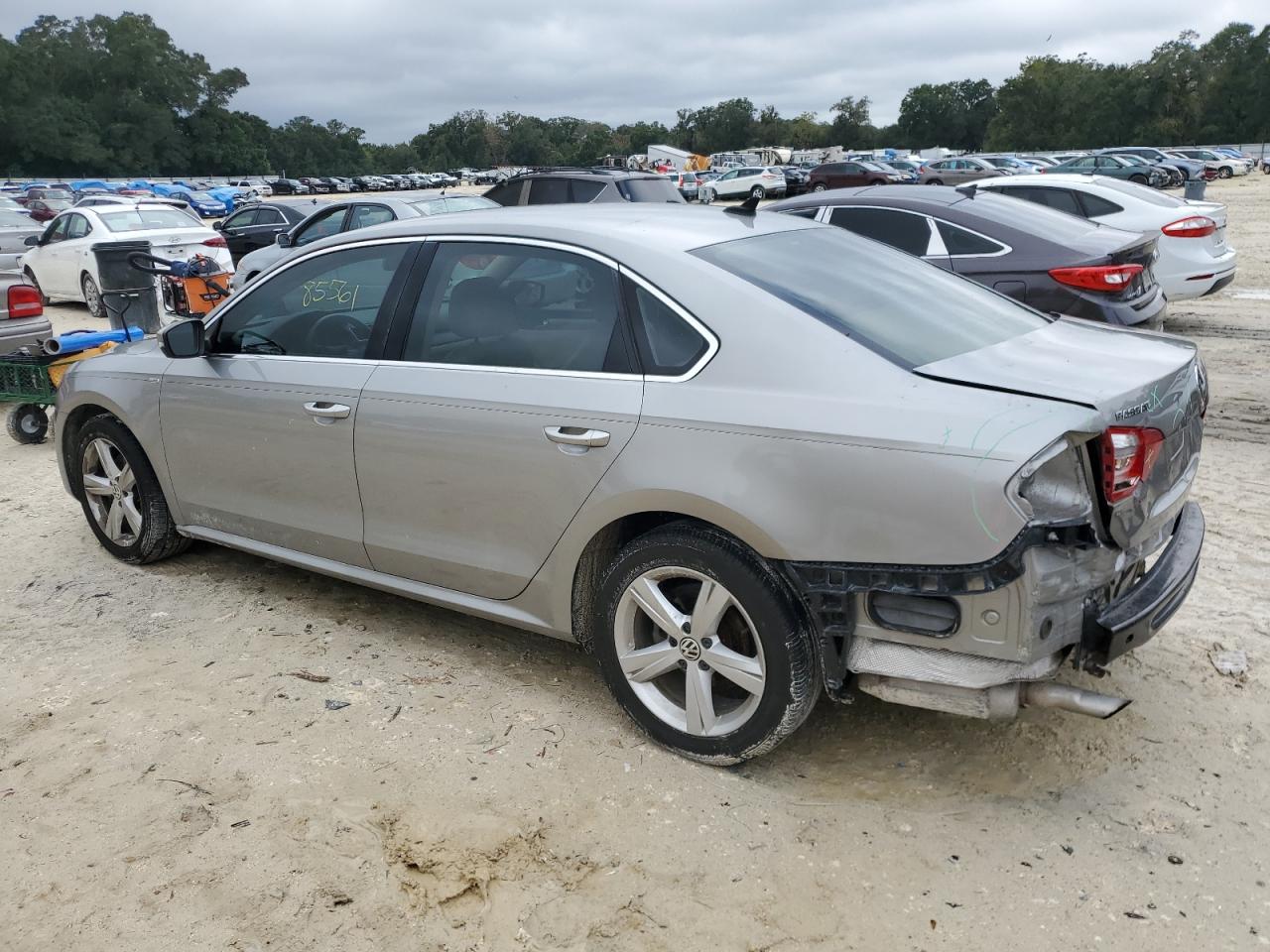 Image 2 of 2014 VOLKSWAGEN PASSAT S 2014 with VIN 1VWAS7A39EC023327