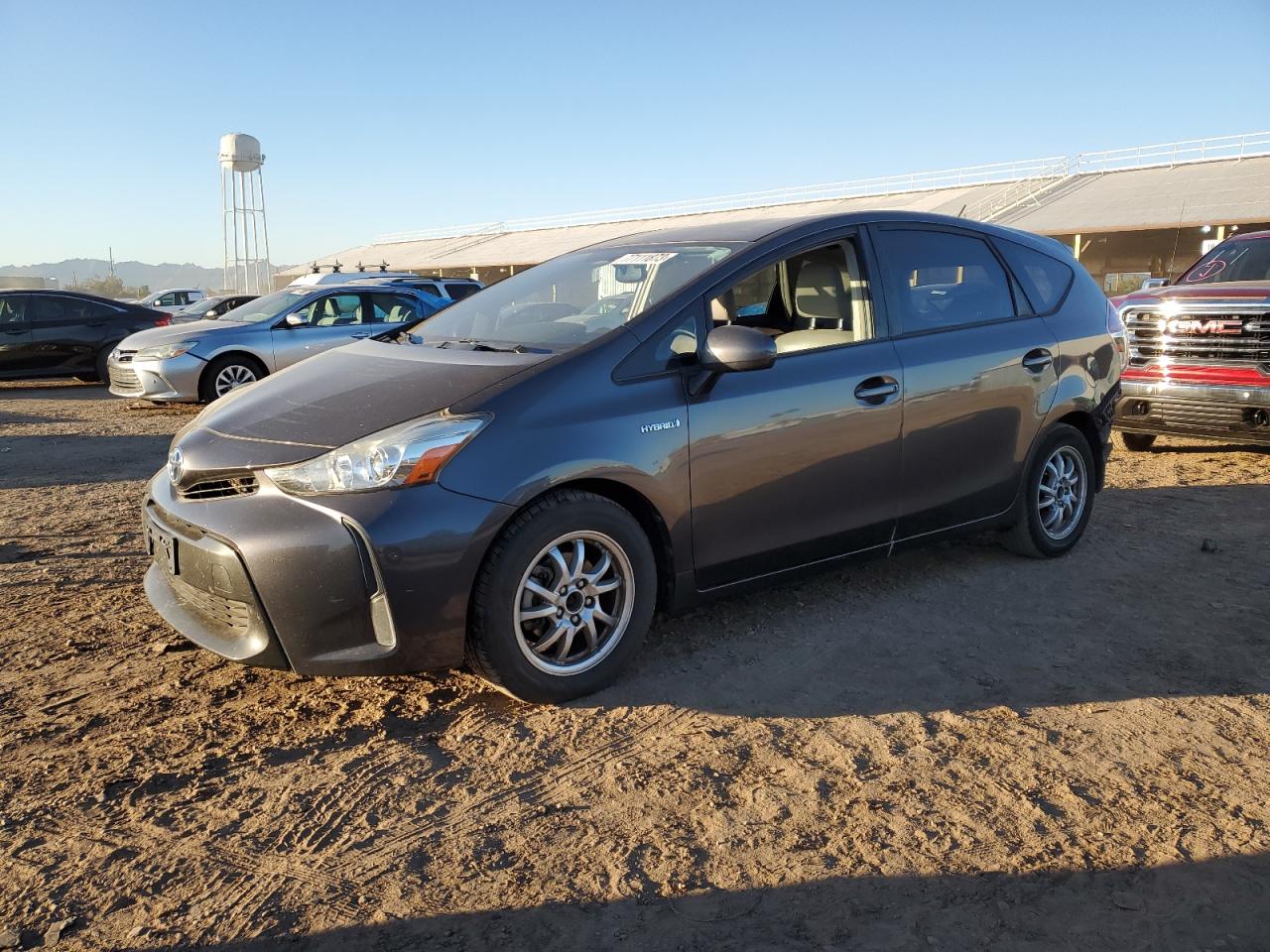 Image 1 of 2015 TOYOTA PRIUS V  2015 with VIN JTDZN3EU7FJ028063