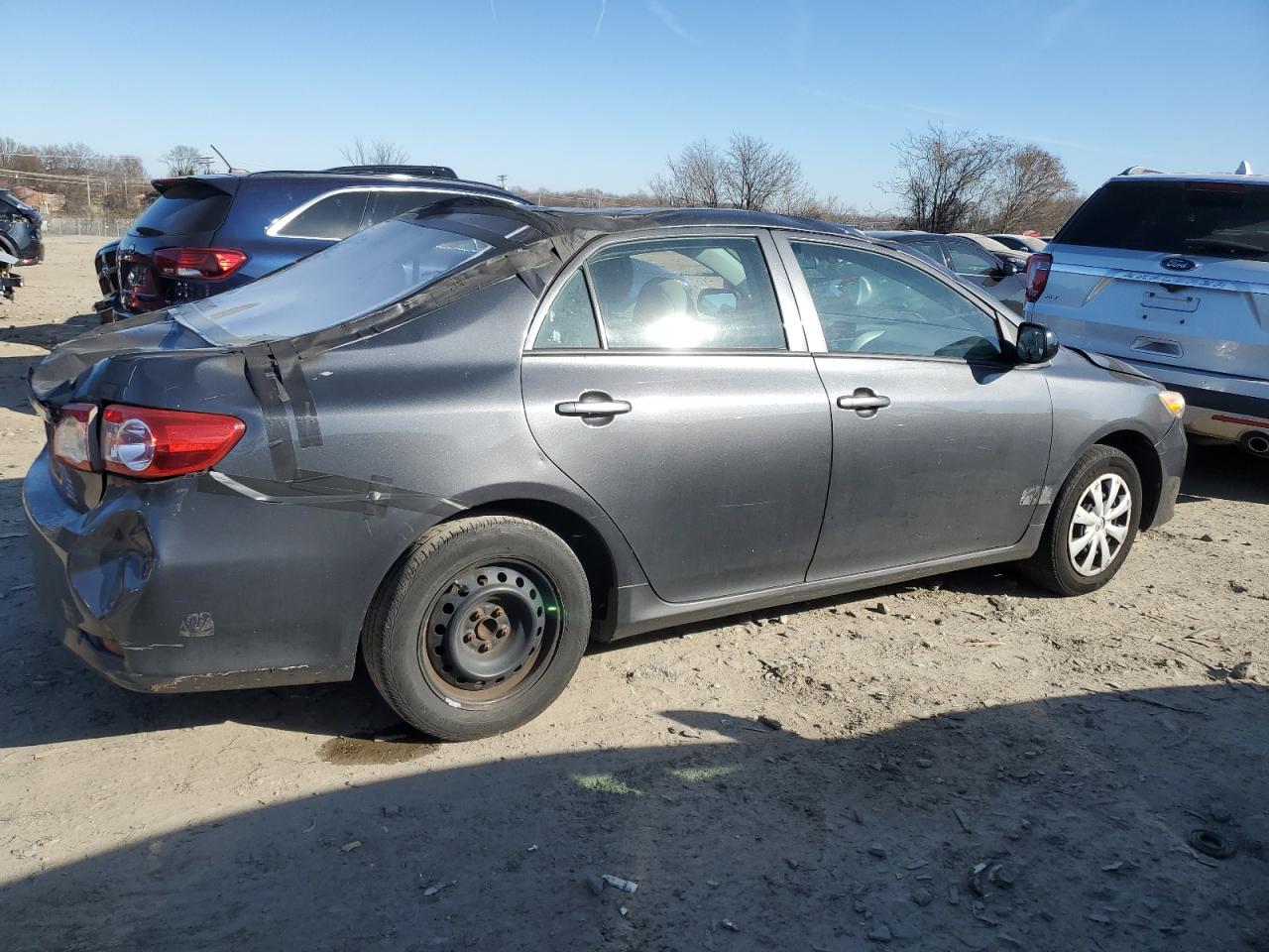 Obraz 3 z 2013 TOYOTA COROLLA BASE 2013 z VIN 2T1BU4EE1DC047204