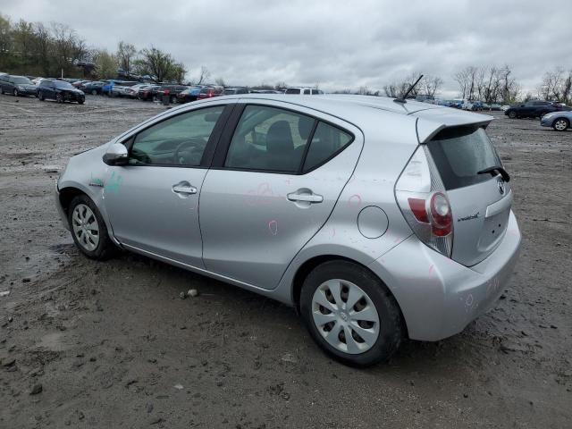 Obraz 2 z 2013 TOYOTA PRIUS C  2013 z VIN JTDKDTB33D1045522