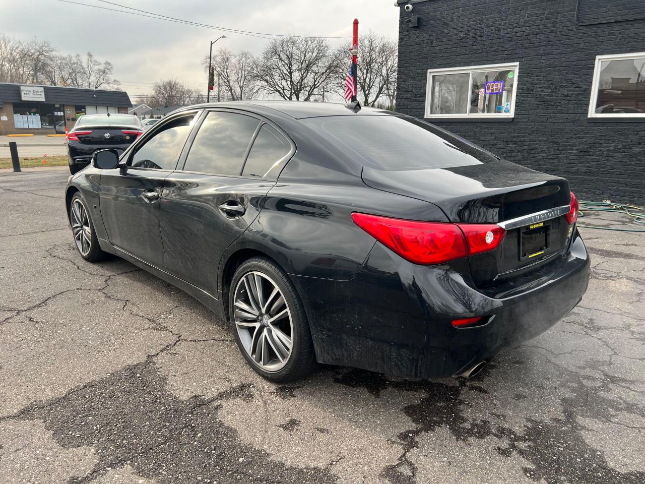 Image 3 of 2014 INFINITI Q50 BASE 2014 with VIN JN1BV7AR4EM699572