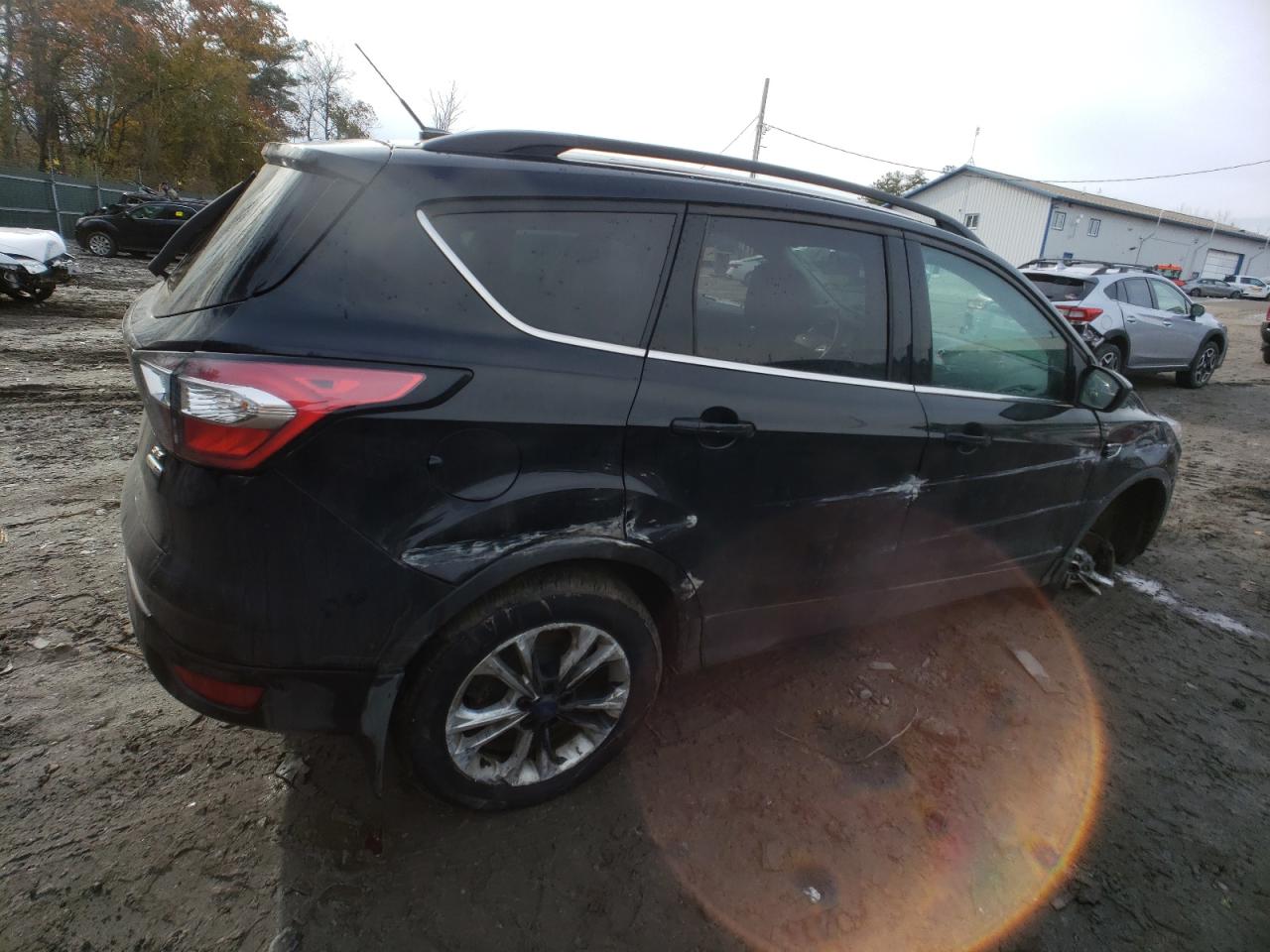 Изображение 3 2017 FORD ESCAPE SE 2017 с VIN 1FMCU9GD3HUA44816