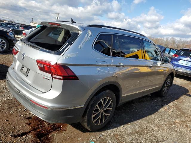 Image 3 of 2020 VOLKSWAGEN TIGUAN SE 2020 with VIN 3VV2B7AX0LM105437