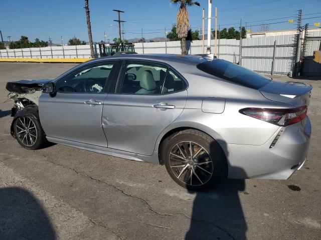 Obraz 2 z 2021 TOYOTA CAMRY SE 2021 z VIN 4T1G11AK8MU429091