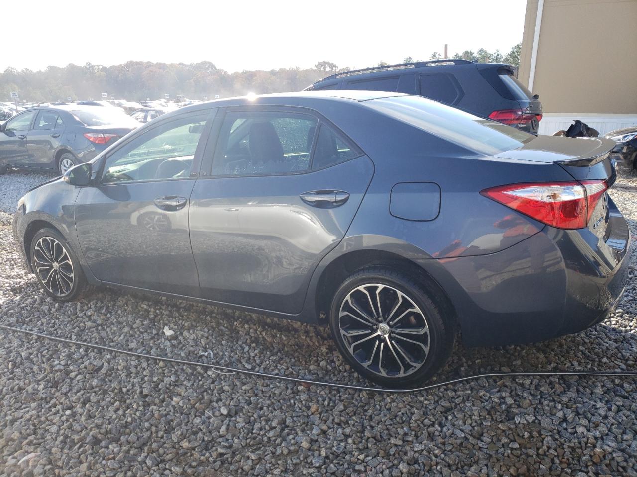 Obraz 2 z 2015 TOYOTA COROLLA L 2015 z VIN 5YFBURHE1FP249763