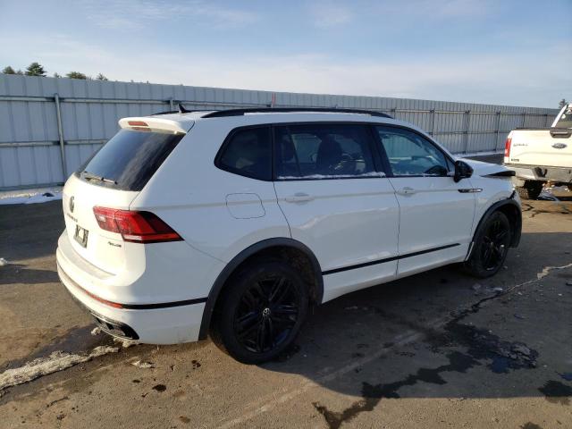 Obraz 3 z 2022 VOLKSWAGEN TIGUAN SE R-LINE BLACK 2022 z VIN 3VV8B7AX0NM009787
