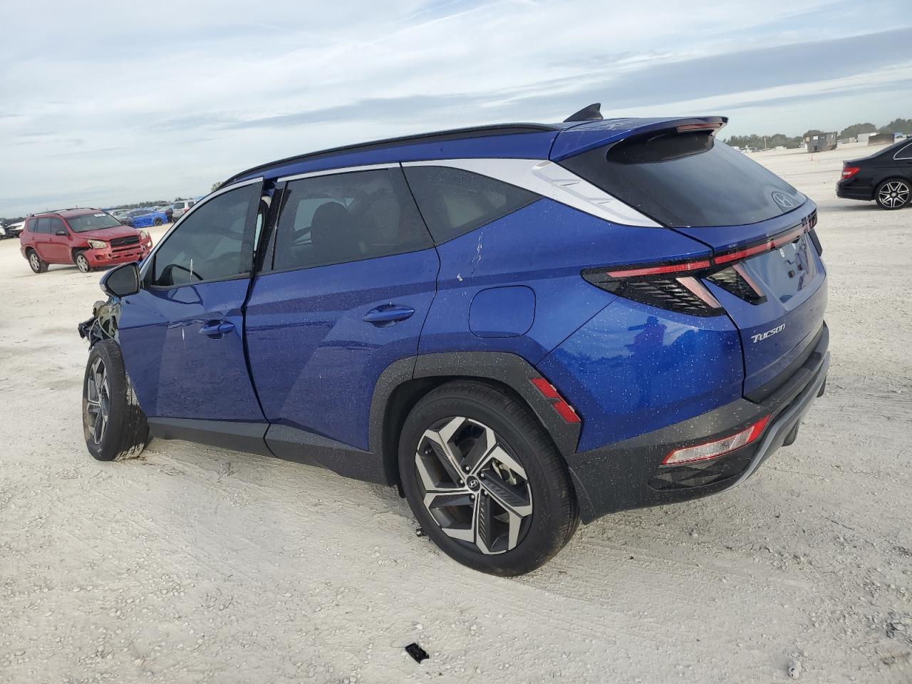 Изображение 2 2023 HYUNDAI TUCSON LIMITED 2023 с VIN 5NMJE3AE4PH236419