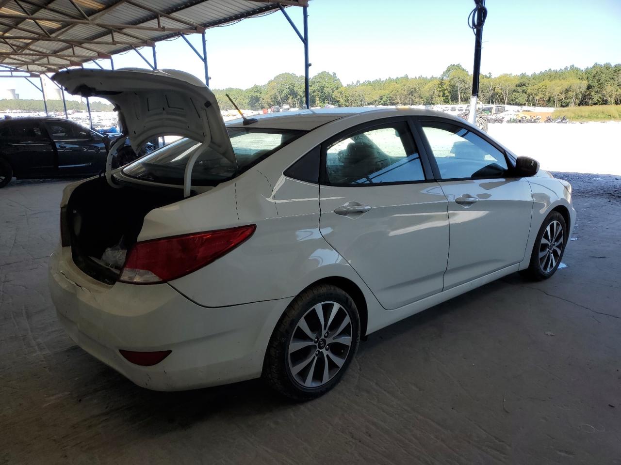 Image 3 of 2017 HYUNDAI ACCENT SE 2017 with VIN KMHCT4AE3HU342953