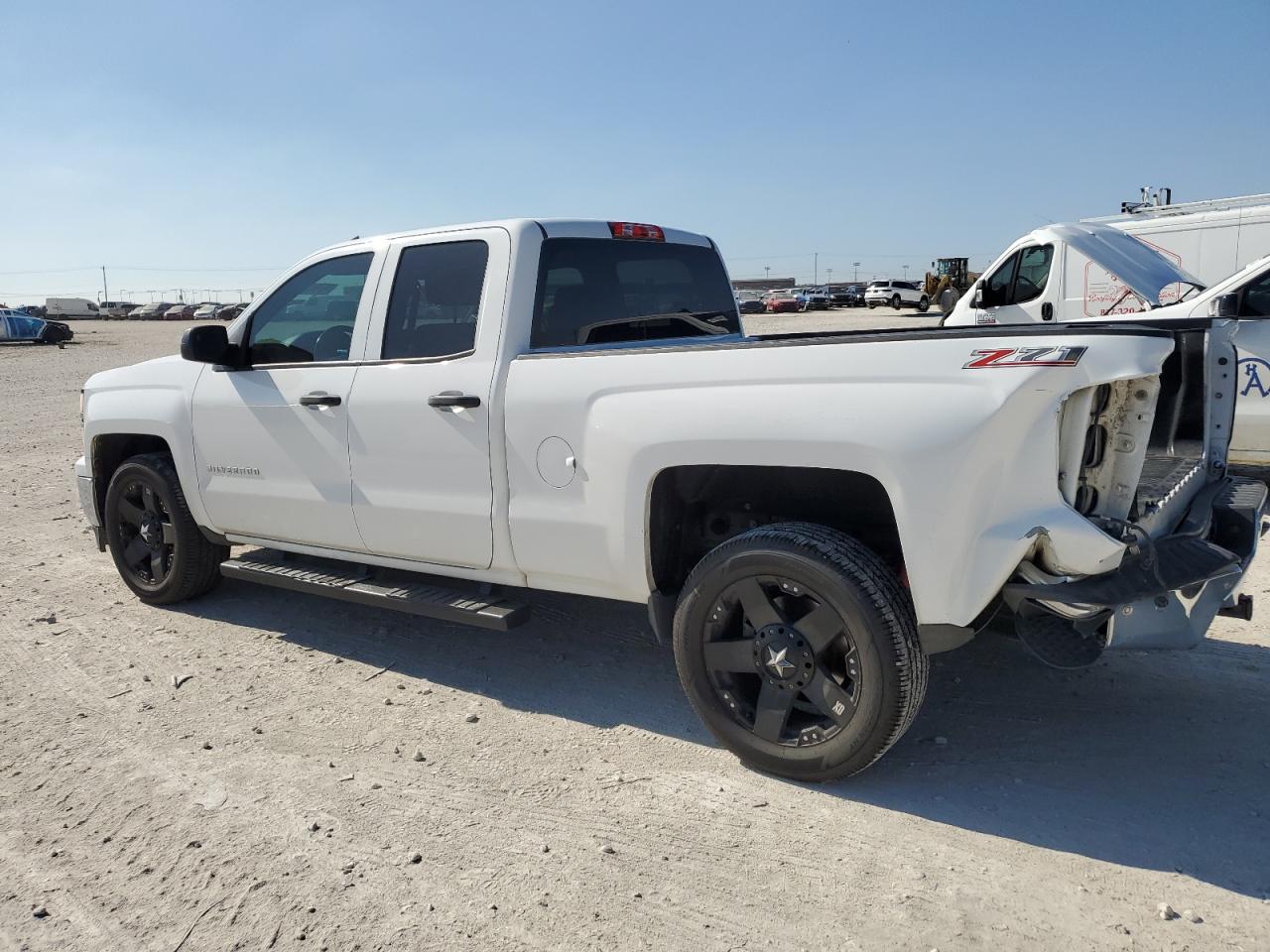 Obraz 2 z 2014 CHEVROLET SILVERADO C1500 LT 2014 z VIN 1GCRCREC5EZ283634