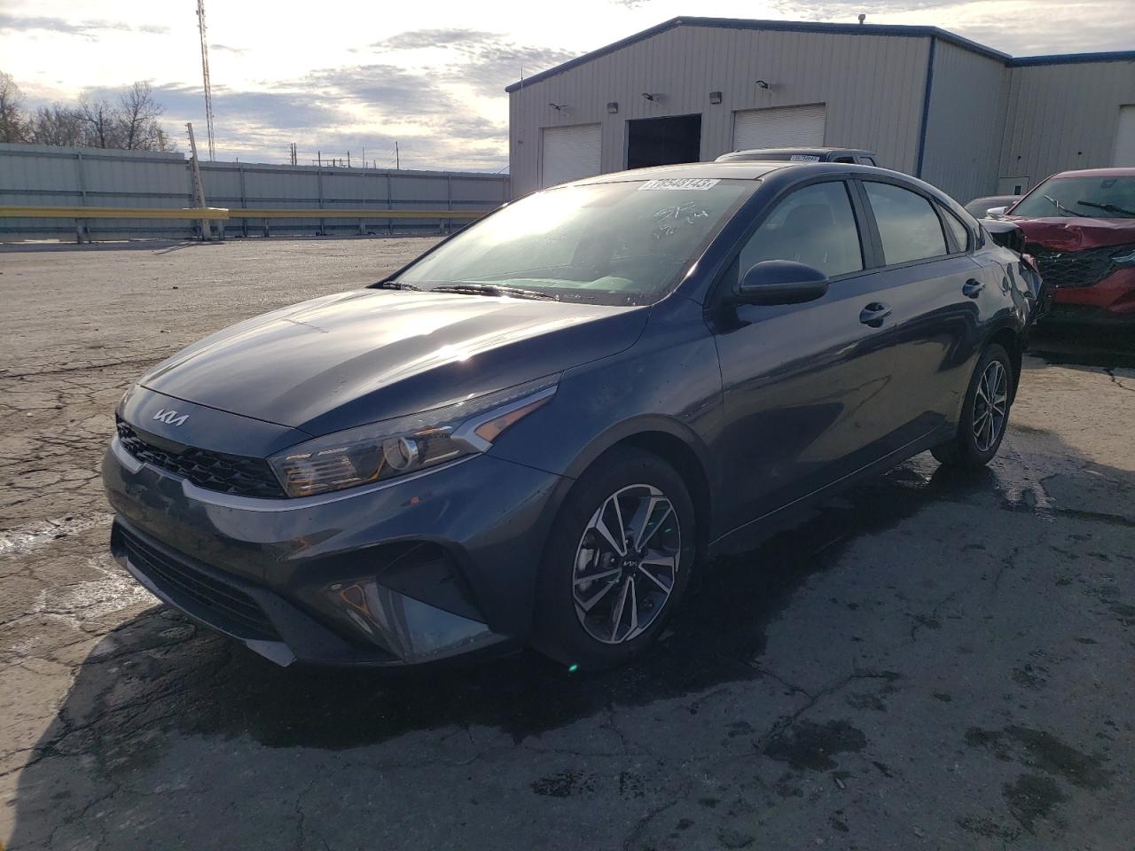Изображение 1 2023 KIA FORTE LX 2023 с VIN 3KPF24ADXPE508927
