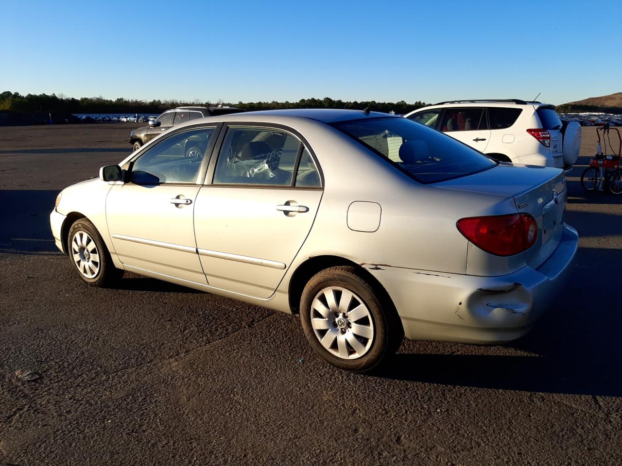 Изображение 2 2004 TOYOTA COROLLA CE 2004 с VIN 2T1BR38E84C304009