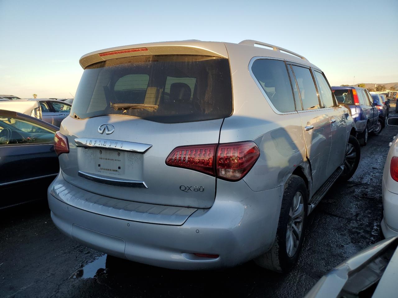 Image 3 of 2015 INFINITI QX80  2015 with VIN JN8AZ2NE7F9083817