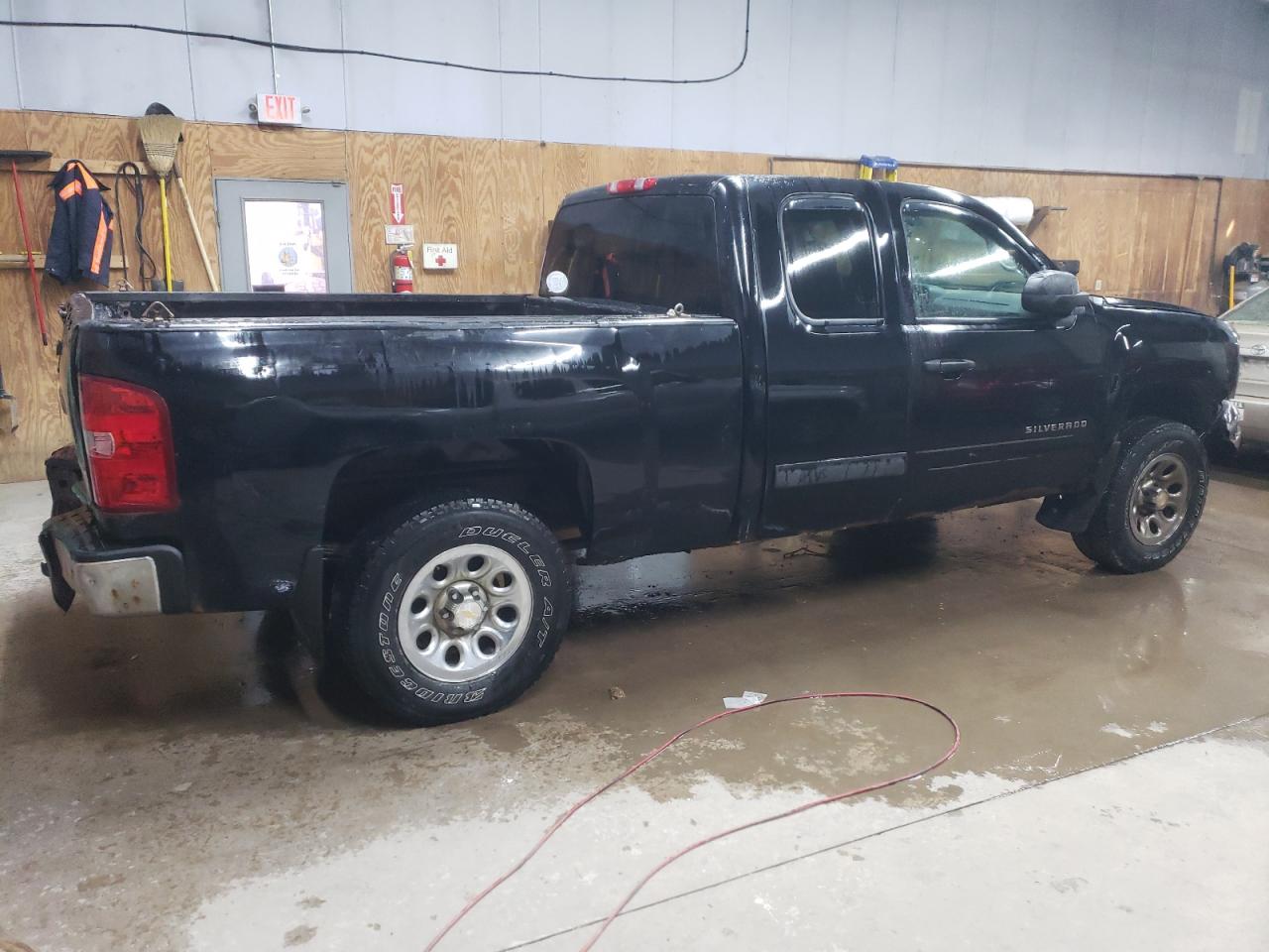 Image 3 of 2013 CHEVROLET SILVERADO K1500 LT 2013 with VIN 1GCRKSE74DZ233089