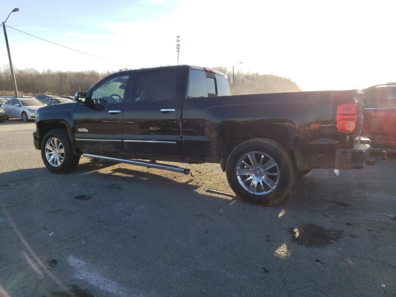 Image 2 of 2015 CHEVROLET SILVERADO C1500 HIGH COUNTRY 2015 with VIN 3GCPCTEC1FG424138