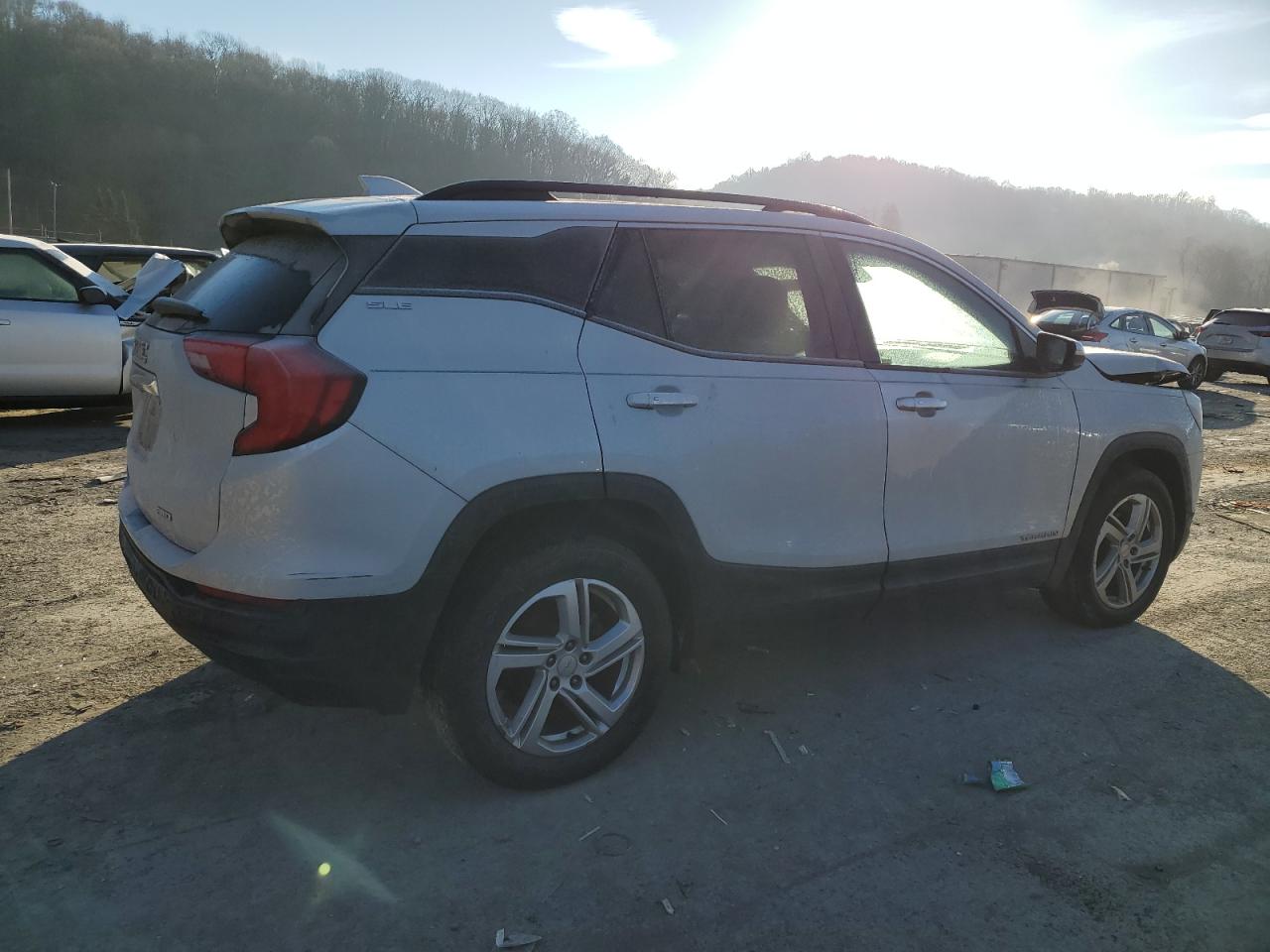 Image 3 of 2018 GMC TERRAIN SLE 2018 with VIN 3GKALTEV1JL311463