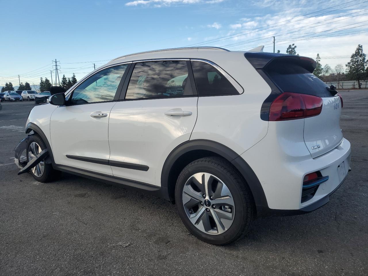 Image 2 of 2022 KIA NIRO S 2022 with VIN KNDCC3LG4N5159256