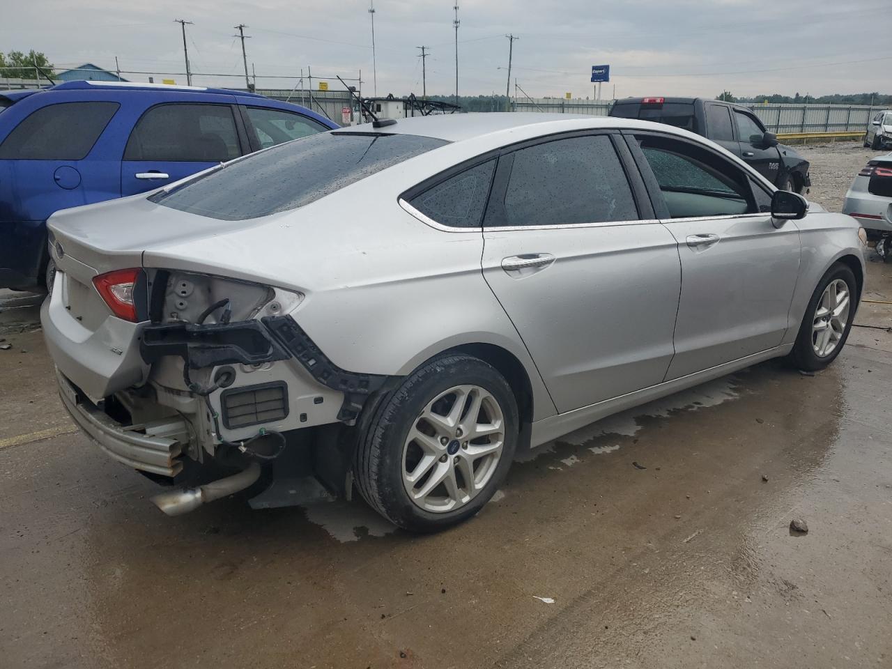 Image 3 of 2016 FORD FUSION SE 2016 with VIN 1FA6P0H70G5122707
