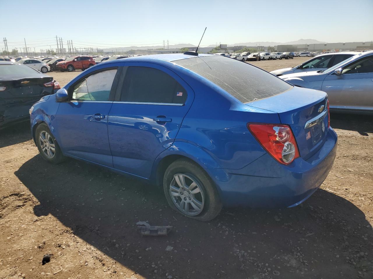 Obraz 2 z 2016 CHEVROLET SONIC LT 2016 z VIN 1G1JC5SH2G4137822