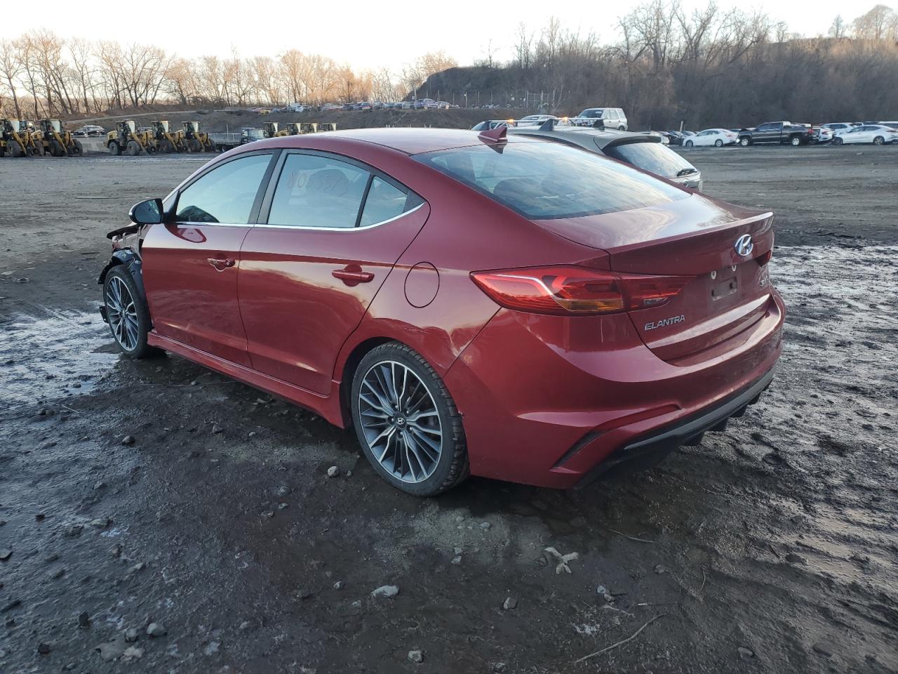 Изображение 2 2017 HYUNDAI ELANTRA SPORT 2017 с VIN KMHD04LB2HU353801