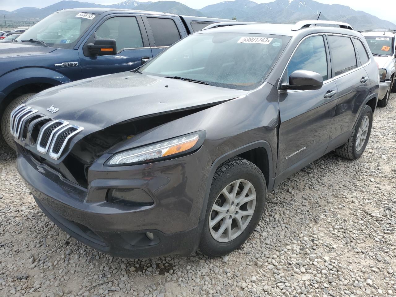 Image 1 of 2016 JEEP CHEROKEE LATITUDE 2016 with VIN 1C4PJMCB7GW227578