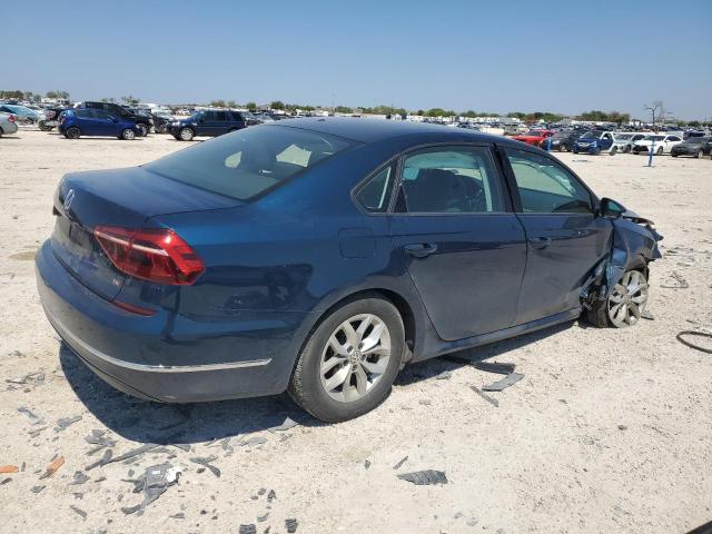 Obraz 3 z 2018 VOLKSWAGEN PASSAT S 2018 z VIN 1VWAA7A32JC045652