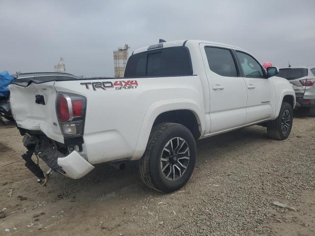 Obraz 3 z 2020 TOYOTA TACOMA DOUBLE CAB 2020 z VIN 3TMCZ5AN7LM289776