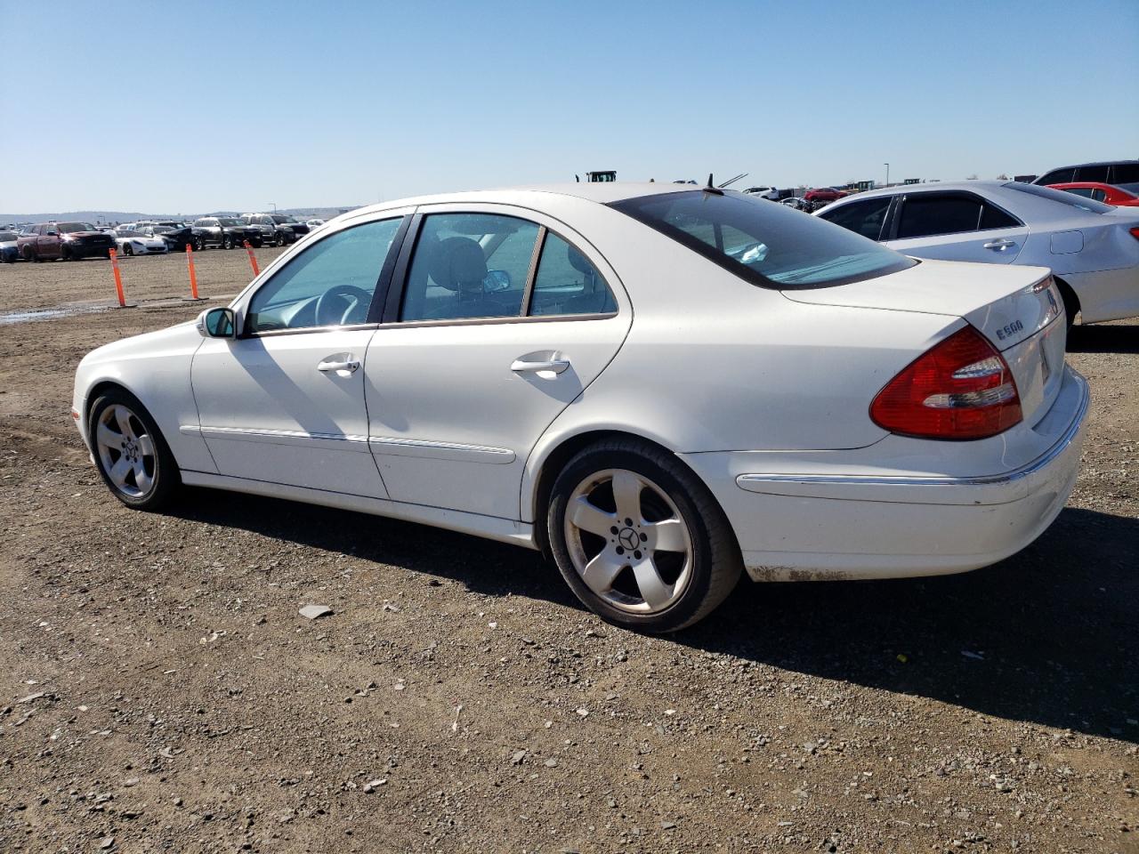 Obraz 2 z 2006 MERCEDES-BENZ E 500 2006 z VIN WDBUF70J16A834572