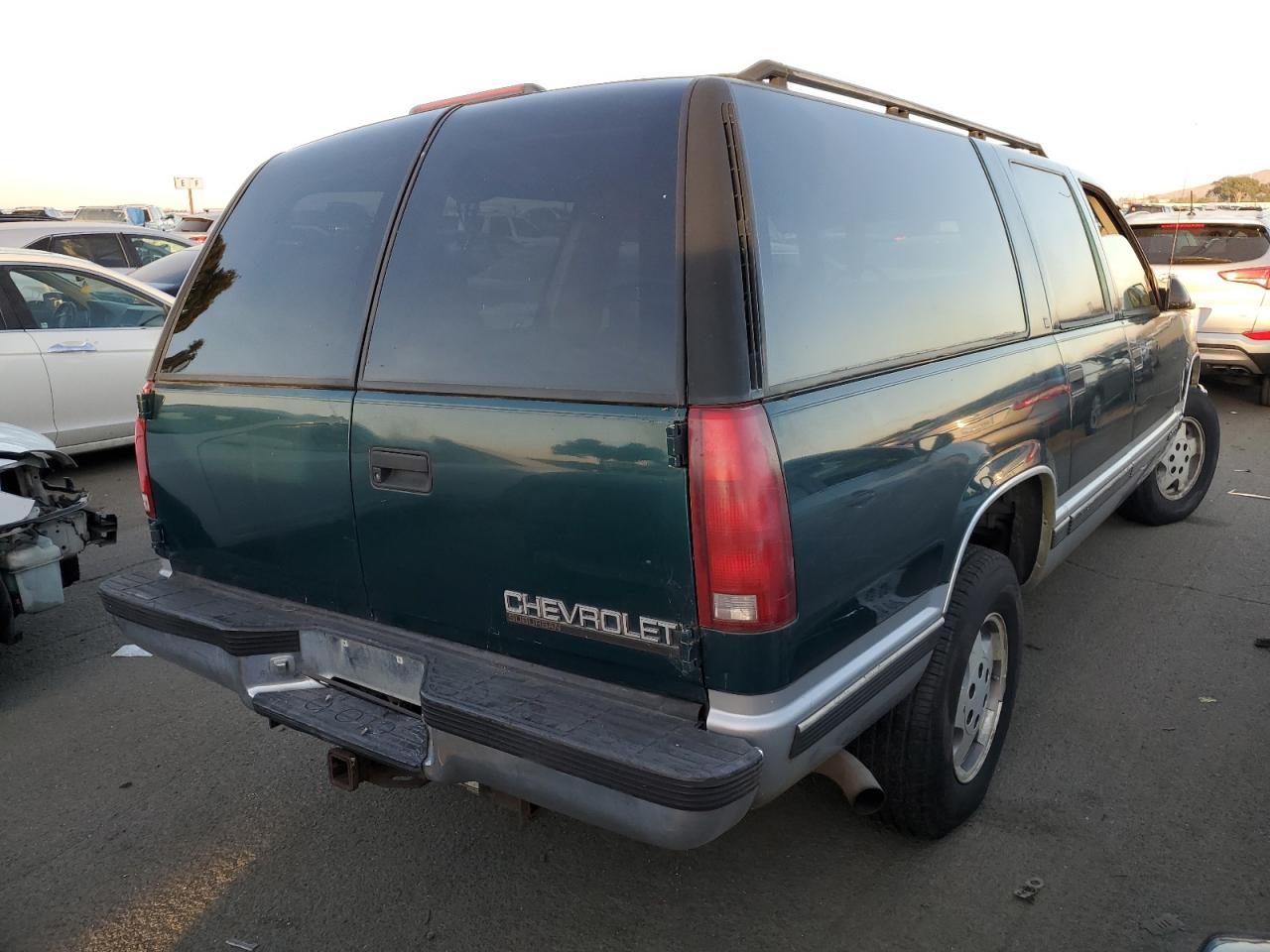 Изображение 3 1995 CHEVROLET SUBURBAN K1500 1995 с VIN 1GNFK16K3SJ386369