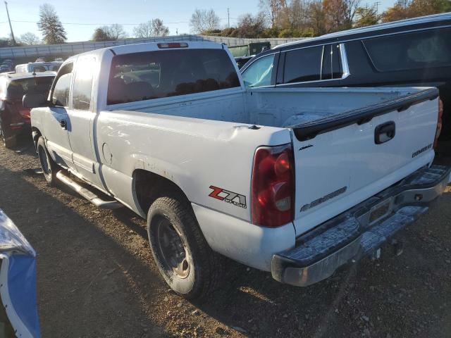 Image 2 of 2003 CHEVROLET SILVERADO K1500 2003 with VIN 2GCEK19T931397641