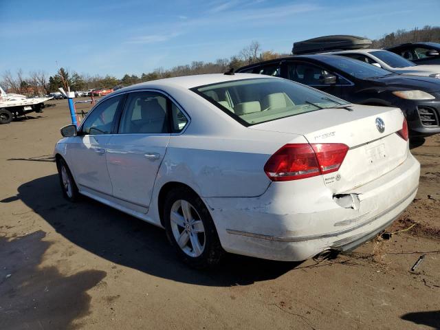 Image 2 of 2013 VOLKSWAGEN PASSAT SE 2013 with VIN 1VWBN7A30DC027566